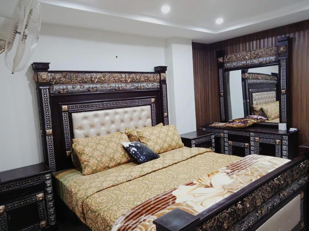 Hs Global Apartments Rawalpindi Exteriör bild